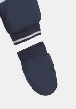 BOSS Kidswear ALL IN ONE Combinaison De Ski Navy Enfant -BOSS Kidswear Soldes Magasin 7fb51b0a546f4cc28cbecbad913a6db9