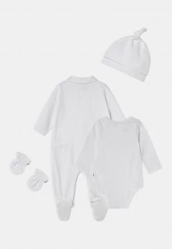 BOSS Kidswear Soldes Magasin -BOSS Kidswear Soldes Magasin 94a9c524892f490197b0df3836427a18